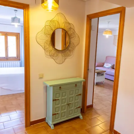 Mirador De Palacios- Centrico Con Vistas Y Parking Cerca Apartman Albarracín