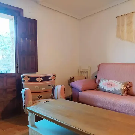 Mirador De Palacios- Centrico Con Vistas Y Parking Cerca Albarracín