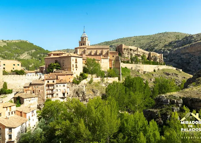 Mirador De Palacios- Centrico Con Vistas Y Parking Cerca Albarracín